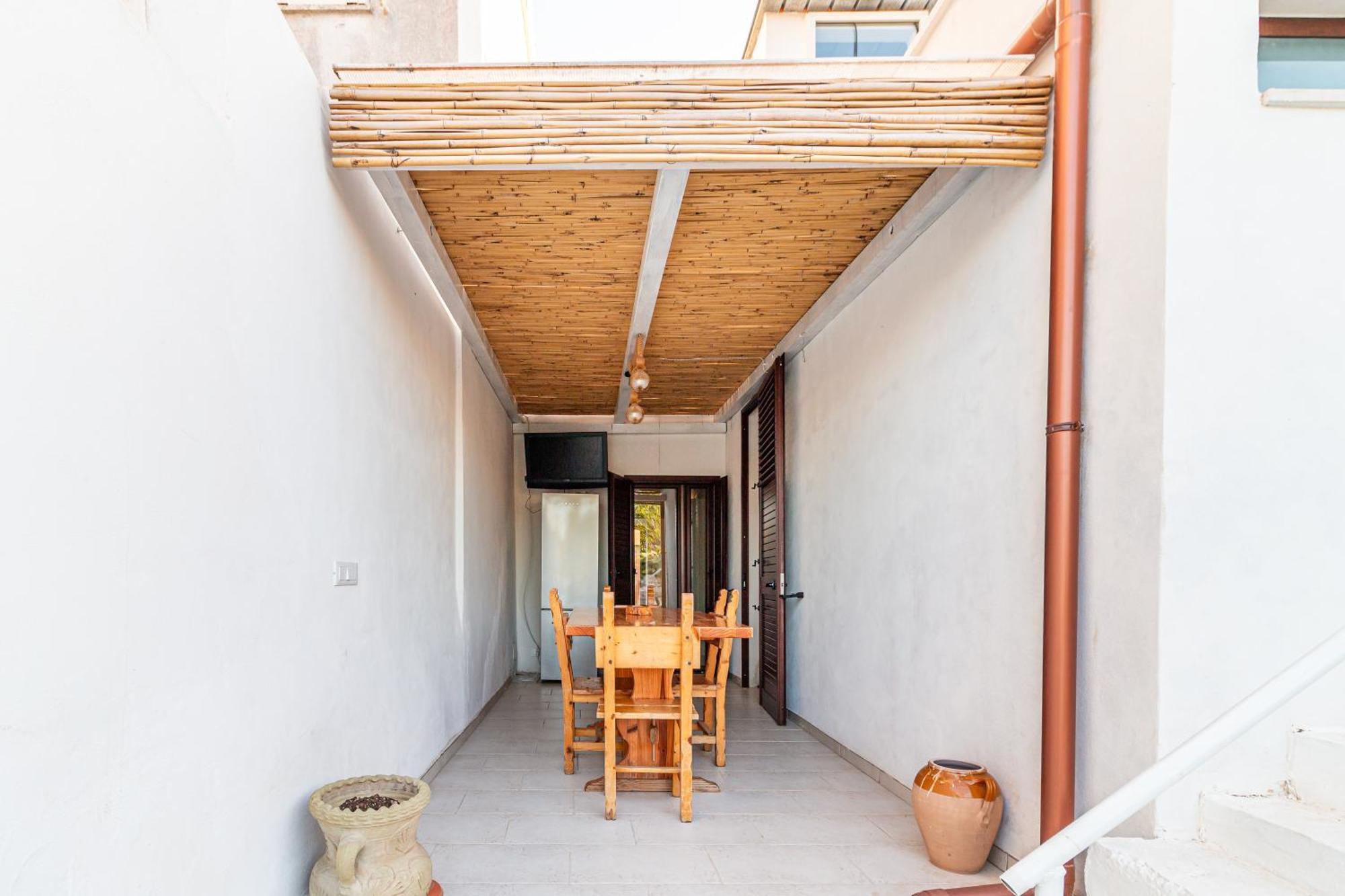 Iremia B&B Racale Exterior foto